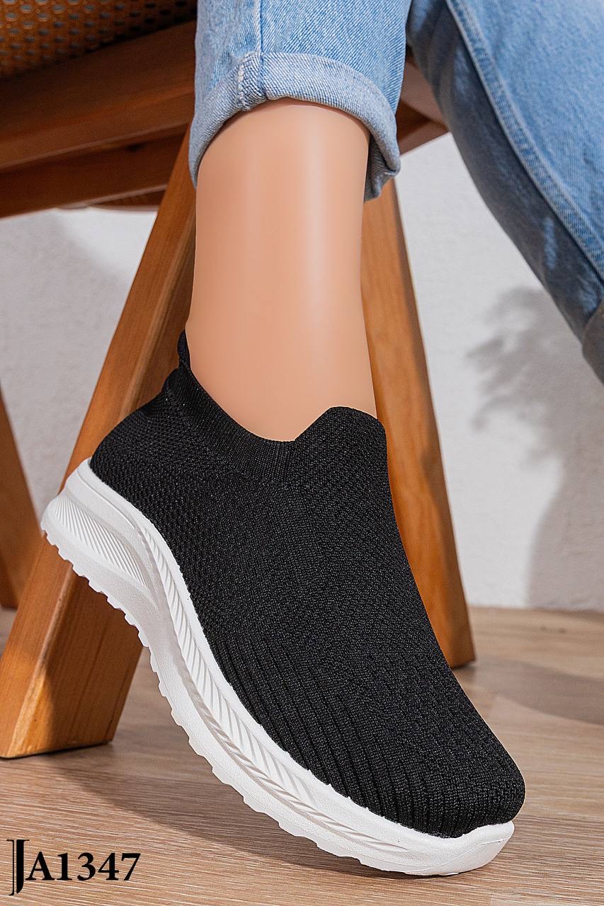 /public/uploads/photos/shares/Suzy shoes/IMG_3997.jpeg